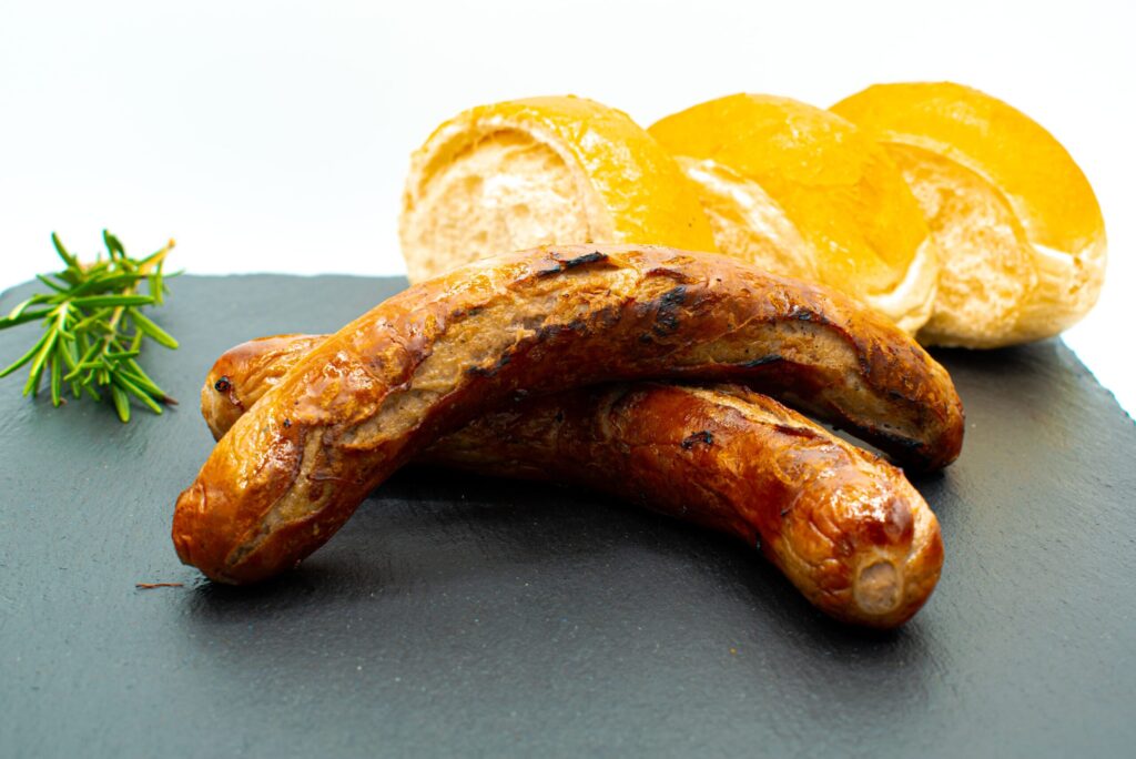 Bratwurst vom Imbiss Fritz in Bielefeld: Saftige, goldbraune Bratwurst, perfekt gewürzt und frisch zubereitet – ein Klassiker für jeden Imbissliebhaber.
