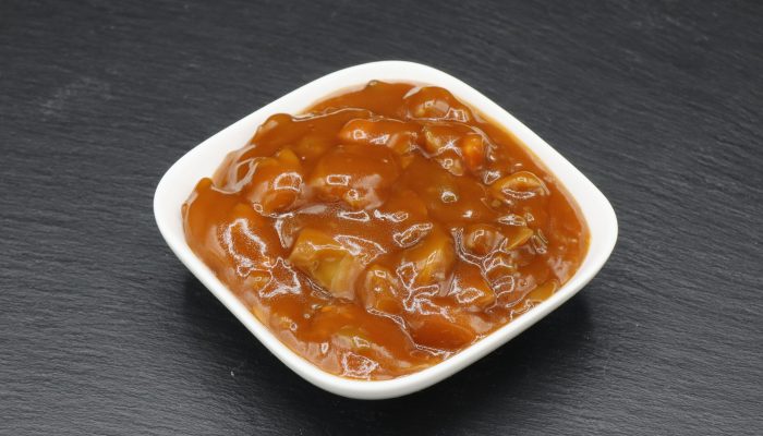 Jägersauce vom Imbiss Fritz in Bielefeld: Herzhafte Sauce mit Champignons und Gewürzen – ideal zu Schnitzel, Bratwurst und anderen deftigen Gerichten.